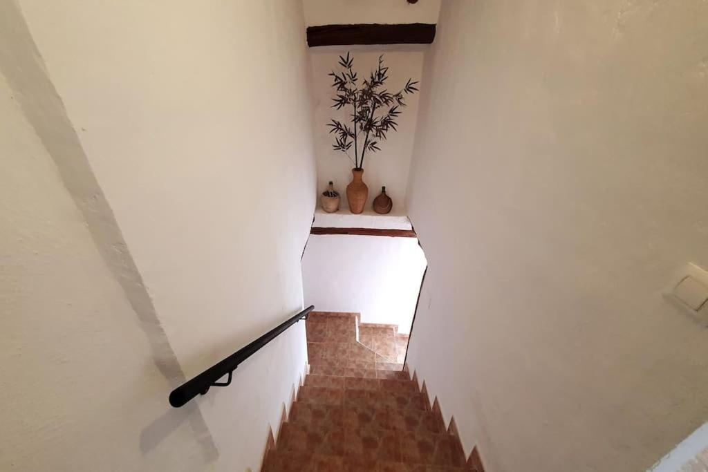 Casa Arriba Village House In Zarra Esterno foto